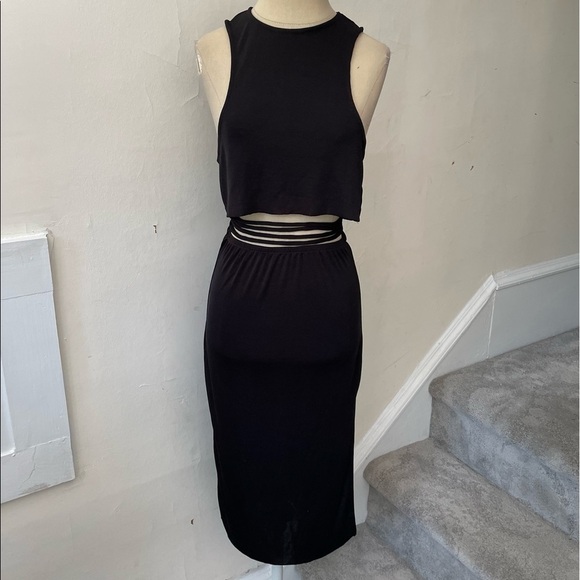 DANIELLE BERNSTEIN WEWOREWHAT Ribbed Cropped Tank Top Wrap Belt Midi Skirt Set - Picture 2 of 12